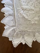 Housse coussin crochet coton perlé.