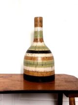 Grand vase en céramique à rayures 