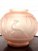 Vases boules art déco en verre rose 