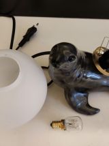 lampes otarie grises et globe blanc