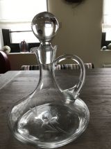 carafe à décanter taillée en cristal 