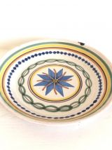 Nevers ou Auxerrois, assiette en faïence vers 1800 