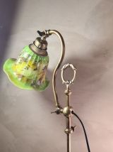 lampe de bureau laiton  1900 a 30s    avec tulipe verre pein