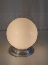 Applique / plafonnier globe opaline blanc – années 50/60