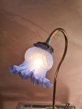 lampe peint laiton et socle etain  jolie tulipe bleu  quelqu