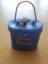 Chapeau pour la pluie rare petite boite house pour pluie 