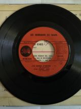 Rare DISQUE EP Bourgeois de calais dédicacé 