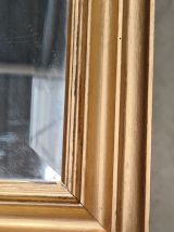 miroir doré sur bois   , 89x59 tres elegant glasse bisoté   