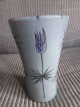 Vase vintage au décor de chardons signé Savoie