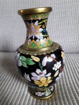 Vase vintage en émaux cloisonné 