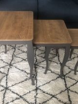 Tables gigognes relookées 