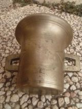 mortier bronze avec son pilon , vintage