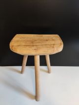 tabouret en bois brut