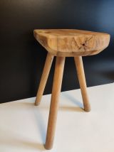 tabouret en bois brut