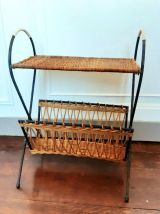 Porte-revues fer et rotin style Raoul Guys 1950