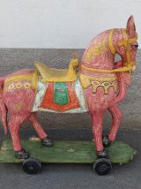 Cheval en bois