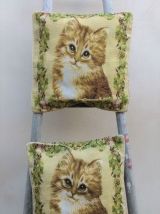 Paire de housses de coussin tapissier (chaton)