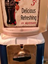 lot de 2  distributeurs  model acrilique felé voir photos  p