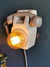 Lampe applique murale téléphone vintage gris "Call me !"