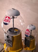 lot distributeur   fonte d alu  et verre  fonctionne bien  1