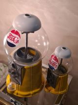 lot distributeur   fonte d alu  et verre  fonctionne bien  1