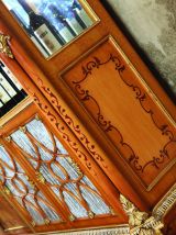 Bar kiosque baroque bois et marbre 