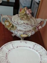 Grande SOUPIERE BARBOTINE VINTAGE SUR PLATEAU