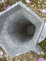 vase , jardinière en fonte d'aluminium , vintage