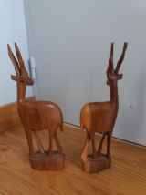 Antilopes sculptées en bois style brutaliste
