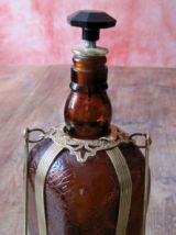 Très belle boîte à musique en verre fumé en forme de bouteil