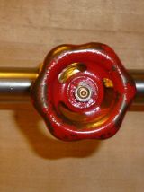 Porte-manteaux mural style industriel