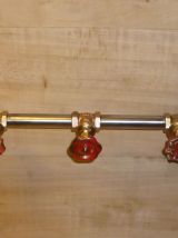 Porte-manteaux mural style industriel