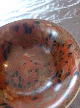 Bol asiatique cloisonné avec bords en laiton