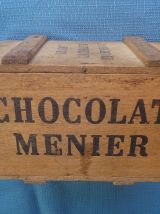boite en bois ancienne , chocolat MENIER