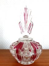 Bonbonnière en verre ciselé 