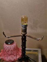 lampe fer forgé 1920 a40 tres beau travail ,  avec jolie tul