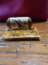 Boite Pilulier en os Chameau Ottomans