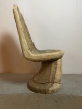 CHAISE EN FORME DE MAIN