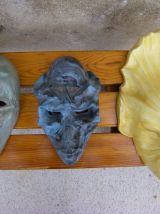 Collection de six masques vintage