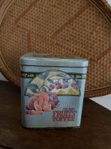 Boîte anglaise au décor de fruits , années 70.