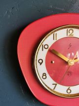 Horloge formica vintage pendule murale silencieuse SMI rouge