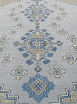 Vintage tapis oriental Tunisien bleu en laine tissé main 