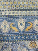 Vintage tapis oriental Tunisien bleu en laine tissé main 