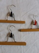 Cintres vintage lot de 3