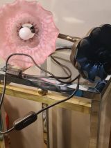 lampe bronze   , avec belle tulipe rose   ,4kg  1940 a 60