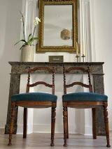 Paire de chaise style Napoleon III avec guéridon en bois