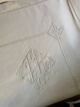 Taie d oreiller coton blanc monogramme JB.