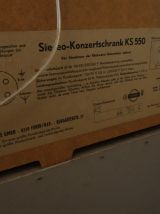 Meuble radio - tourne disques Grundig 