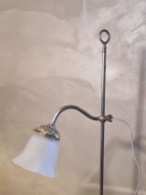 lampe 1900  belle patine bien dans son jus,  tulipe opaque m