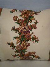 Coussin floral vintage